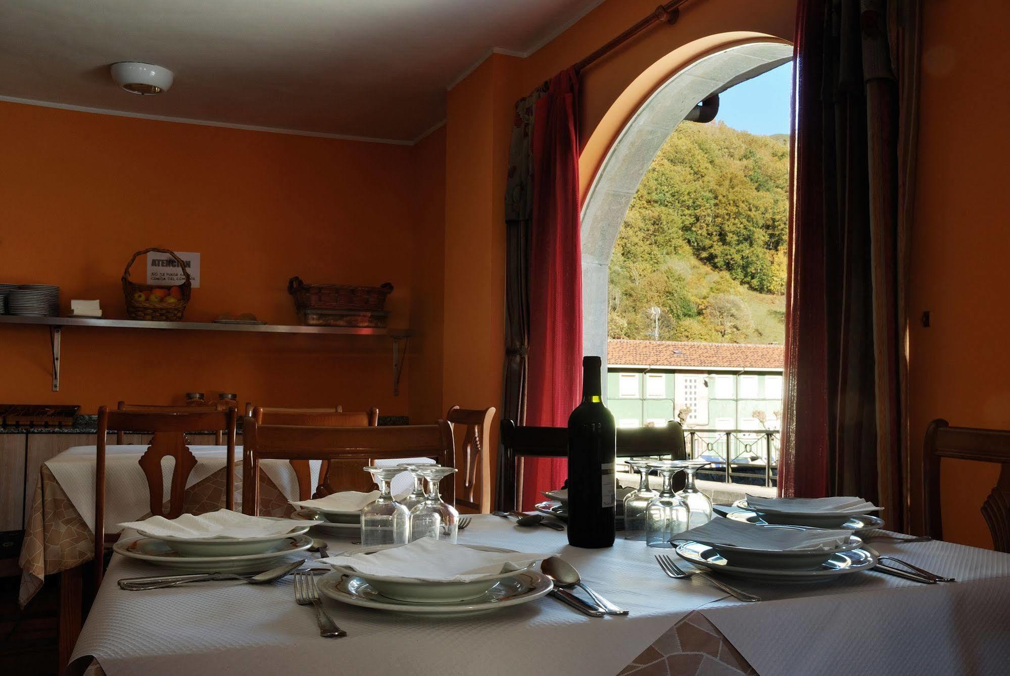 Los Acebos Cangas Onís Екстериор снимка
